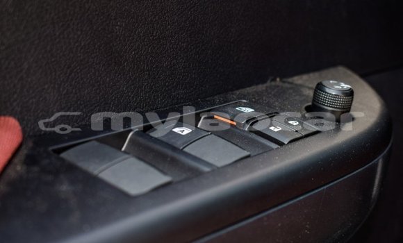 Buy Import Toyota Hilux White Car in Import - Dubai in Attapeu Province Buy Import Toyota Hilux White Car in Import - Dubai in Attapeu Province