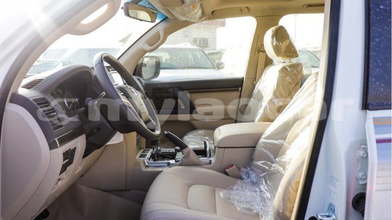 Big with watermark toyota land cruiser attapeu province import dubai 2871