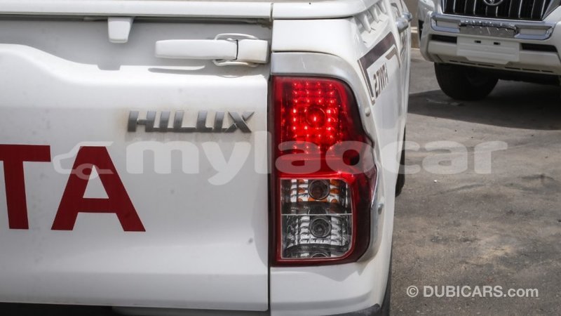Big with watermark toyota hilux attapeu province import dubai 2873