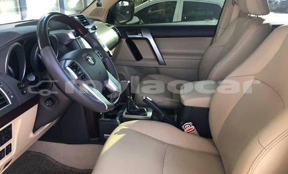 Buy Used Toyota Land Cruiser Prado White Car in Vientiane in Vientiane Province Buy Used Toyota Land Cruiser Prado White Car in Vientiane in Vientiane Province