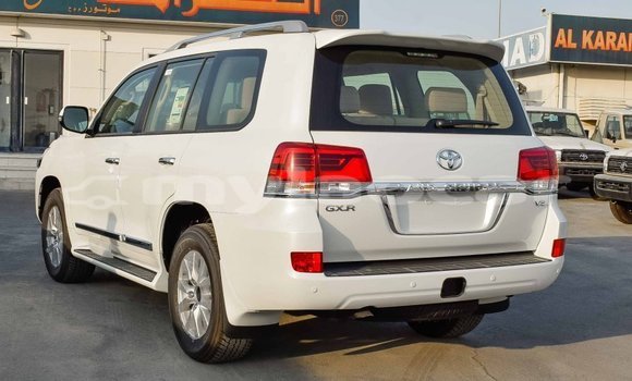 Buy Import Toyota Land Cruiser White Car in Import - Dubai in Attapeu Province Buy Import Toyota Land Cruiser White Car in Import - Dubai in Attapeu Province