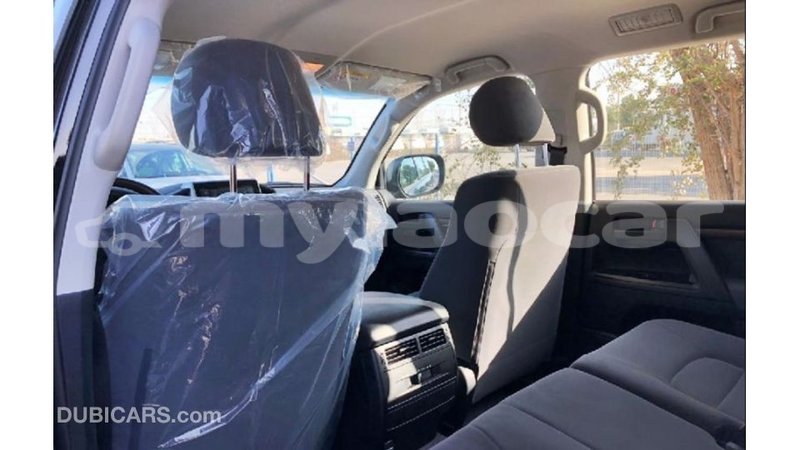 Big with watermark toyota land cruiser attapeu province import dubai 2881