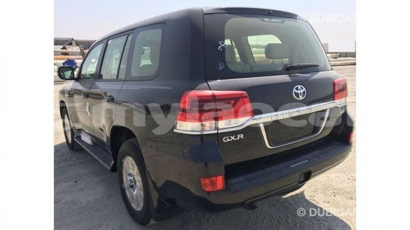 Big with watermark toyota land cruiser attapeu province import dubai 2883