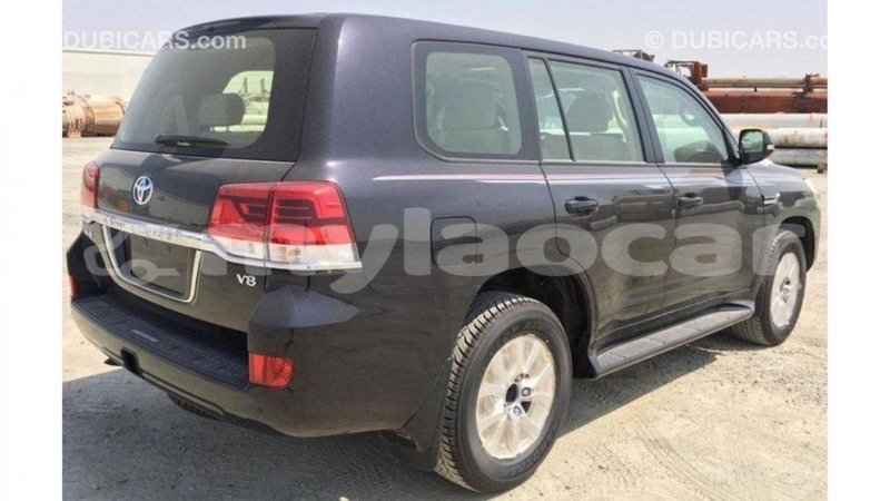 Big with watermark toyota land cruiser attapeu province import dubai 2883