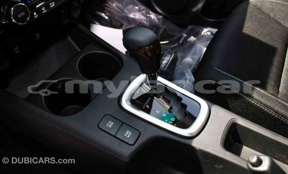 Buy Import Toyota Hilux White Car in Import - Dubai in Attapeu Province Buy Import Toyota Hilux White Car in Import - Dubai in Attapeu Province