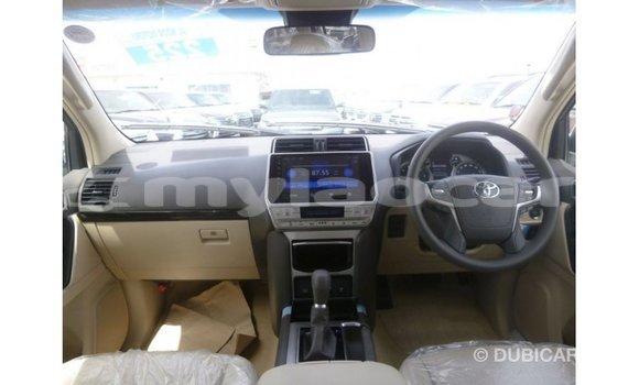 ຊື້ ການ ນຳ ເຂົ້າ Toyota Prado White ລົດ ໃນ Import - Dubai ໃນ Attapeu Province ຊື້ ການ ນຳ ເຂົ້າ Toyota Prado White ລົດ ໃນ Import - Dubai ໃນ Attapeu Province