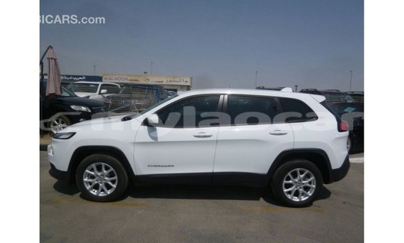 ຊື້ ການ ນຳ ເຂົ້າ Jeep Cherokee White ລົດ ໃນ Import - Dubai ໃນ Attapeu Province ຊື້ ການ ນຳ ເຂົ້າ Jeep Cherokee White ລົດ ໃນ Import - Dubai ໃນ Attapeu Province