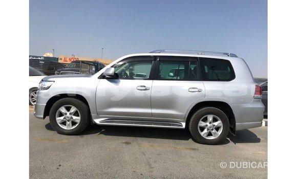 Acheter Import Voiture Toyota Land Cruiser Autre à Import - Dubai, Attapeu Province Acheter Import Voiture Toyota Land Cruiser Autre à Import - Dubai, Attapeu Province