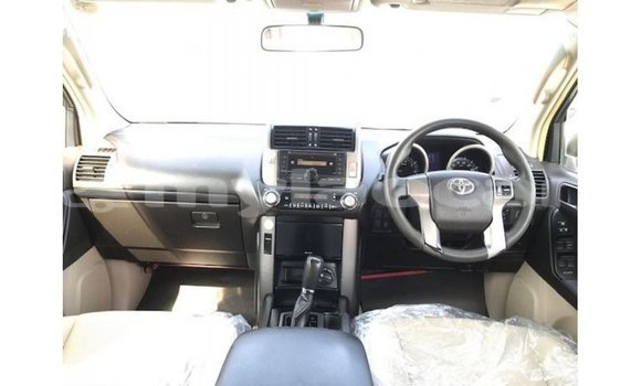 Buy Import Toyota Prado White Car in Import - Dubai in Attapeu Province Buy Import Toyota Prado White Car in Import - Dubai in Attapeu Province
