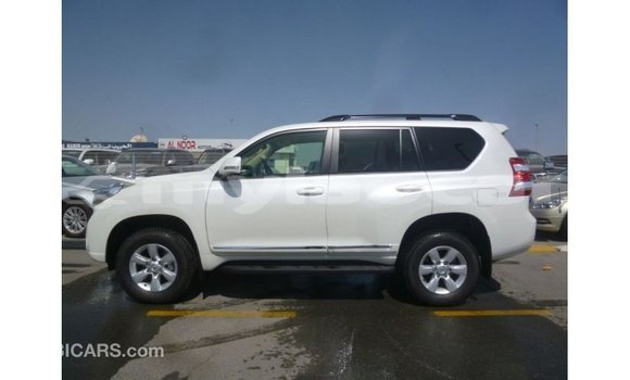 ຊື້ ການ ນຳ ເຂົ້າ Toyota Prado White ລົດ ໃນ Import - Dubai ໃນ Attapeu Province ຊື້ ການ ນຳ ເຂົ້າ Toyota Prado White ລົດ ໃນ Import - Dubai ໃນ Attapeu Province