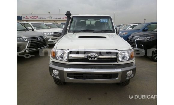 Buy Import Toyota Land Cruiser White Car in Import - Dubai in Attapeu Province Buy Import Toyota Land Cruiser White Car in Import - Dubai in Attapeu Province