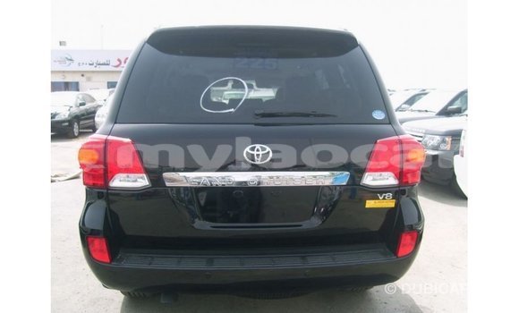 Acheter Import Voiture Toyota Land Cruiser Noir à Import - Dubai, Attapeu Province Acheter Import Voiture Toyota Land Cruiser Noir à Import - Dubai, Attapeu Province
