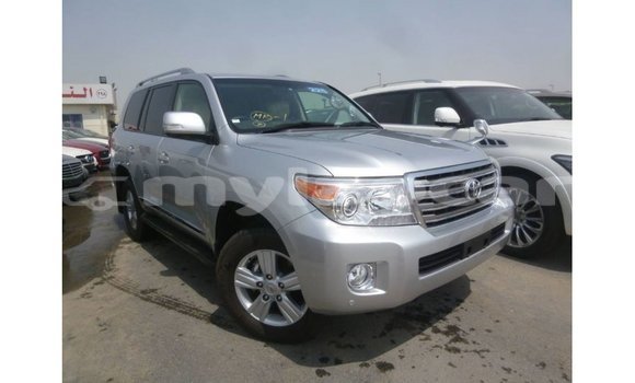 Acheter Import Voiture Toyota Land Cruiser Autre à Import - Dubai, Attapeu Province Acheter Import Voiture Toyota Land Cruiser Autre à Import - Dubai, Attapeu Province