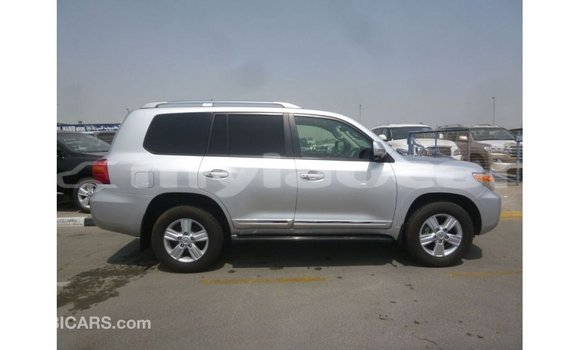 Acheter Import Voiture Toyota Land Cruiser Autre à Import - Dubai, Attapeu Province Acheter Import Voiture Toyota Land Cruiser Autre à Import - Dubai, Attapeu Province