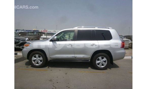 Acheter Import Voiture Toyota Land Cruiser Autre à Import - Dubai, Attapeu Province Acheter Import Voiture Toyota Land Cruiser Autre à Import - Dubai, Attapeu Province