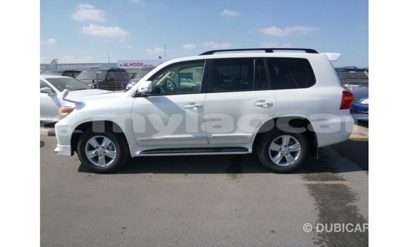 Buy Import Toyota Land Cruiser White Car in Import - Dubai in Attapeu Province Buy Import Toyota Land Cruiser White Car in Import - Dubai in Attapeu Province