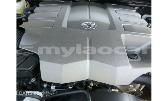 Buy Import Toyota Land Cruiser White Car in Import - Dubai in Attapeu Province Buy Import Toyota Land Cruiser White Car in Import - Dubai in Attapeu Province