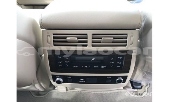 Buy Import Toyota Land Cruiser White Car in Import - Dubai in Attapeu Province Buy Import Toyota Land Cruiser White Car in Import - Dubai in Attapeu Province
