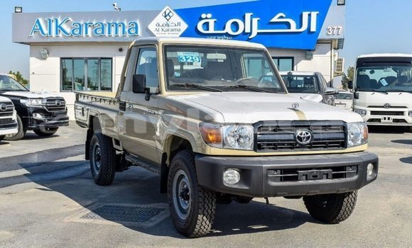 Buy Import Toyota Land Cruiser Beige Car in Import - Dubai in Attapeu Province Buy Import Toyota Land Cruiser Beige Car in Import - Dubai in Attapeu Province