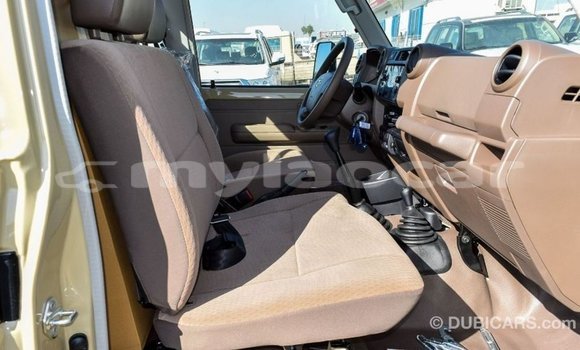 Buy Import Toyota Land Cruiser Beige Car in Import - Dubai in Attapeu Province Buy Import Toyota Land Cruiser Beige Car in Import - Dubai in Attapeu Province
