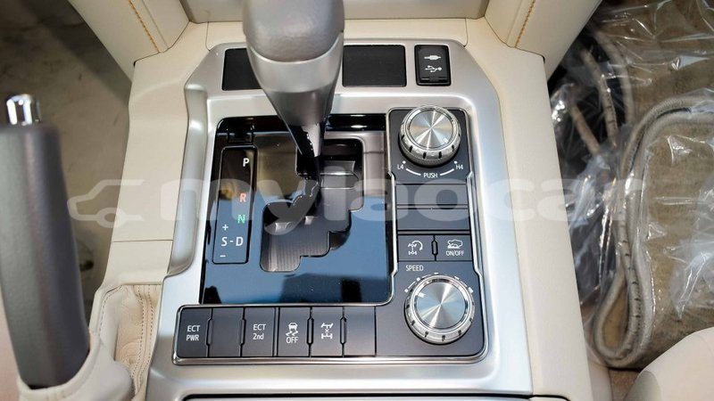 Big with watermark toyota land cruiser attapeu province import dubai 2940