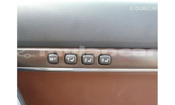 ຊື້ ການ ນຳ ເຂົ້າ Toyota Land Cruiser White ລົດ ໃນ Import - Dubai ໃນ Attapeu Province ຊື້ ການ ນຳ ເຂົ້າ Toyota Land Cruiser White ລົດ ໃນ Import - Dubai ໃນ Attapeu Province