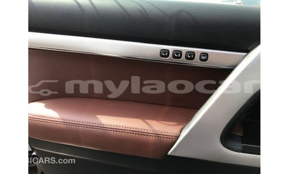 ຊື້ ການ ນຳ ເຂົ້າ Toyota Land Cruiser Black ລົດ ໃນ Import - Dubai ໃນ Attapeu Province ຊື້ ການ ນຳ ເຂົ້າ Toyota Land Cruiser Black ລົດ ໃນ Import - Dubai ໃນ Attapeu Province