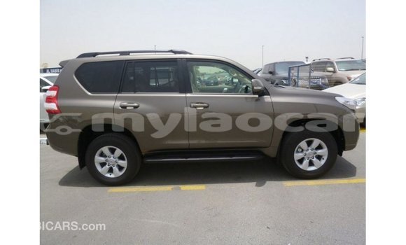 Acheter Import Voiture Toyota Prado Marron à Import - Dubai, Attapeu Province Acheter Import Voiture Toyota Prado Marron à Import - Dubai, Attapeu Province