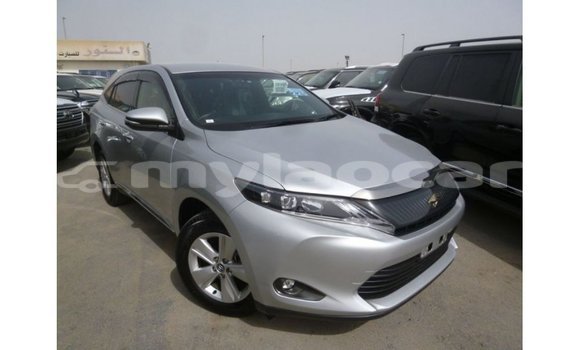 Acheter Import Voiture Toyota Harrier Autre à Import - Dubai, Attapeu Province Acheter Import Voiture Toyota Harrier Autre à Import - Dubai, Attapeu Province