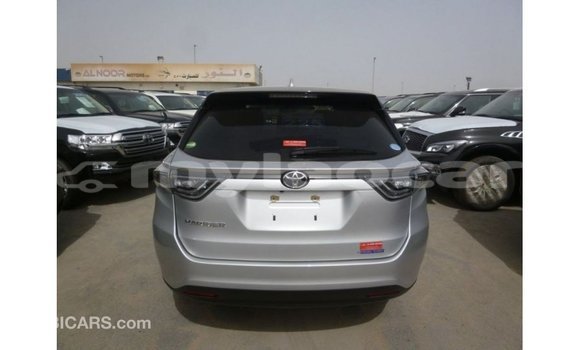 Acheter Import Voiture Toyota Harrier Autre à Import - Dubai, Attapeu Province Acheter Import Voiture Toyota Harrier Autre à Import - Dubai, Attapeu Province