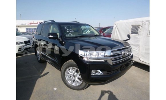 Acheter Import Voiture Toyota Land Cruiser Noir à Import - Dubai, Attapeu Province Acheter Import Voiture Toyota Land Cruiser Noir à Import - Dubai, Attapeu Province
