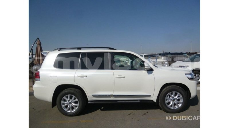Big with watermark toyota land cruiser attapeu province import dubai 2972