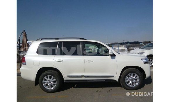 Buy Import Toyota Land Cruiser White Car in Import - Dubai in Attapeu Province Buy Import Toyota Land Cruiser White Car in Import - Dubai in Attapeu Province