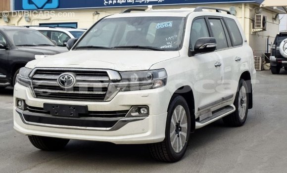 Buy Import Toyota Land Cruiser White Car in Import - Dubai in Attapeu Province Buy Import Toyota Land Cruiser White Car in Import - Dubai in Attapeu Province