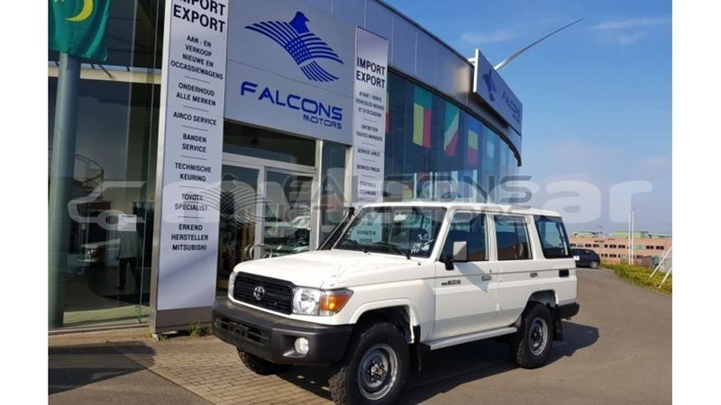 Big with watermark toyota land cruiser attapeu province import dubai 2986