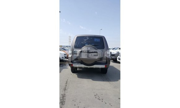 ຊື້ ການ ນຳ ເຂົ້າ Mitsubishi Pajero Brown ລົດ ໃນ Import - Dubai ໃນ Attapeu Province ຊື້ ການ ນຳ ເຂົ້າ Mitsubishi Pajero Brown ລົດ ໃນ Import - Dubai ໃນ Attapeu Province