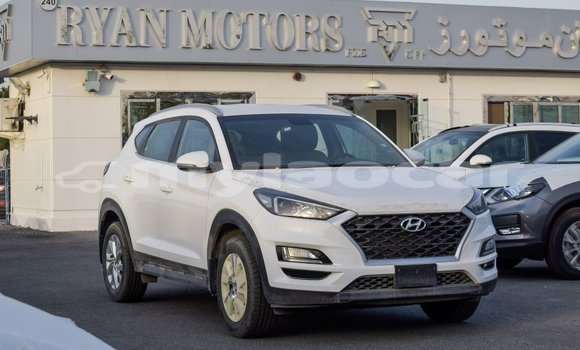 Buy Import Hyundai Tucson White Car in Import - Dubai in Attapeu Province Buy Import Hyundai Tucson White Car in Import - Dubai in Attapeu Province