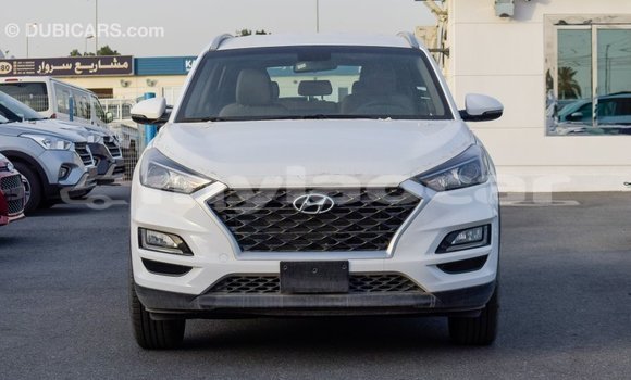 Buy Import Hyundai Tucson White Car in Import - Dubai in Attapeu Province Buy Import Hyundai Tucson White Car in Import - Dubai in Attapeu Province