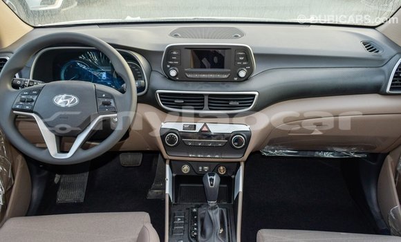 Buy Import Hyundai Tucson White Car in Import - Dubai in Attapeu Province Buy Import Hyundai Tucson White Car in Import - Dubai in Attapeu Province
