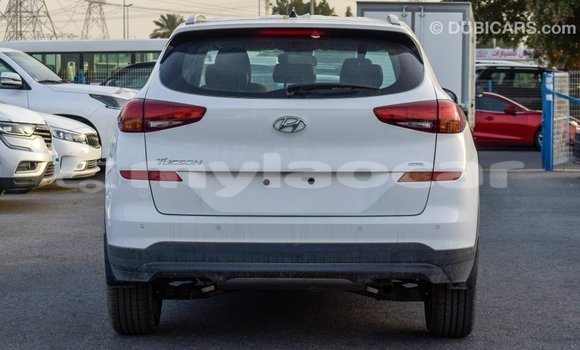 Buy Import Hyundai Tucson White Car in Import - Dubai in Attapeu Province Buy Import Hyundai Tucson White Car in Import - Dubai in Attapeu Province