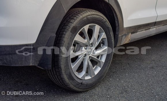 Buy Import Hyundai Tucson White Car in Import - Dubai in Attapeu Province Buy Import Hyundai Tucson White Car in Import - Dubai in Attapeu Province