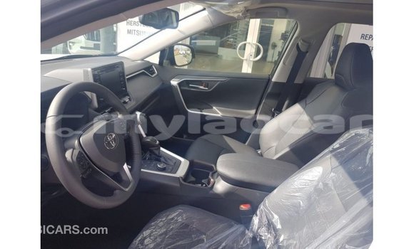 Buy Import Toyota RAV4 Other Car in Import - Dubai in Attapeu Province Buy Import Toyota RAV4 Other Car in Import - Dubai in Attapeu Province