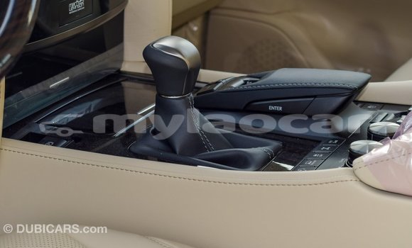 Buy Import Lexus LX White Car in Import - Dubai in Attapeu Province Buy Import Lexus LX White Car in Import - Dubai in Attapeu Province