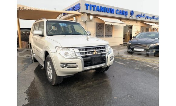Buy Import Mitsubishi Pajero Black Car in Import - Dubai in Attapeu Province Buy Import Mitsubishi Pajero Black Car in Import - Dubai in Attapeu Province