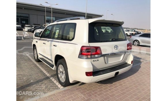 Buy Import Toyota Land Cruiser White Car in Import - Dubai in Attapeu Province Buy Import Toyota Land Cruiser White Car in Import - Dubai in Attapeu Province