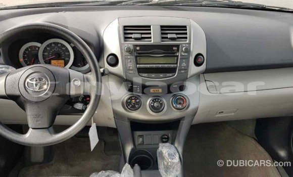 Buy Import Toyota RAV4 Green Car in Import - Dubai in Attapeu Province Buy Import Toyota RAV4 Green Car in Import - Dubai in Attapeu Province