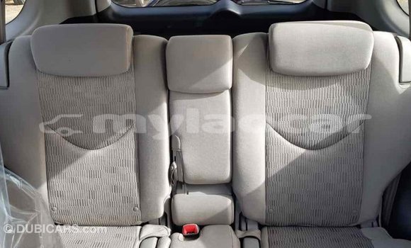 Buy Import Toyota RAV4 Green Car in Import - Dubai in Attapeu Province Buy Import Toyota RAV4 Green Car in Import - Dubai in Attapeu Province