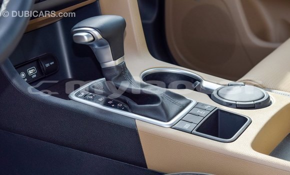 Buy Import Kia Sportage White Car in Import - Dubai in Attapeu Province Buy Import Kia Sportage White Car in Import - Dubai in Attapeu Province