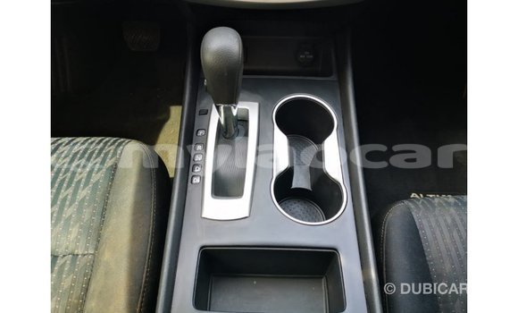 Acheter Import Voiture Nissan Altima Noir à Import - Dubai, Attapeu Province Acheter Import Voiture Nissan Altima Noir à Import - Dubai, Attapeu Province