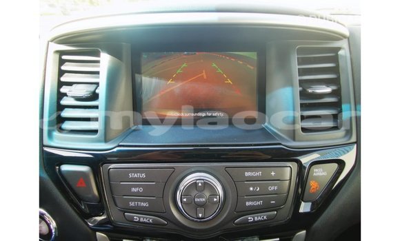 Acheter Import Voiture Nissan Pathfinder Autre à Import - Dubai, Attapeu Province Acheter Import Voiture Nissan Pathfinder Autre à Import - Dubai, Attapeu Province